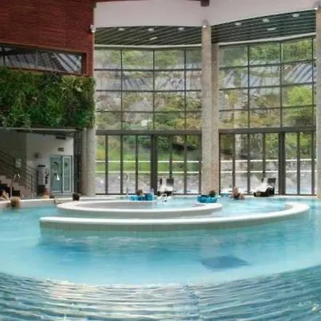 Plein Centre Cauterets, Et Cures Cauterets