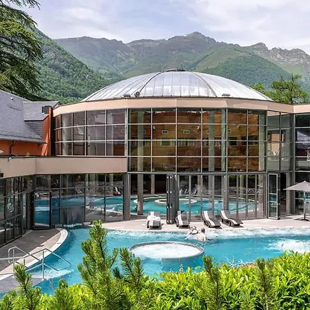 Apartment Plein Centre Cauterets, Et Cures Cauterets